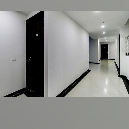 Hotel Almond Zirakpur Екстер'єр фото
