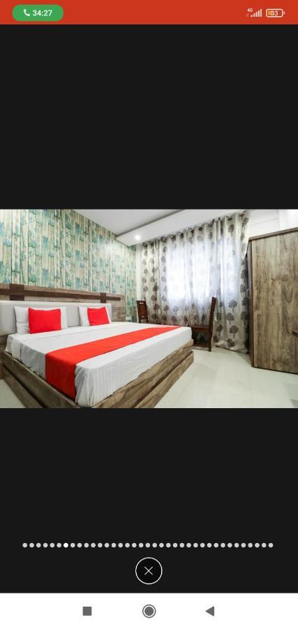 Hotel Almond Zirakpur Екстер'єр фото