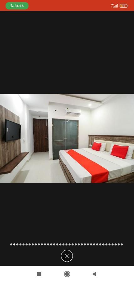 Hotel Almond Zirakpur Екстер'єр фото